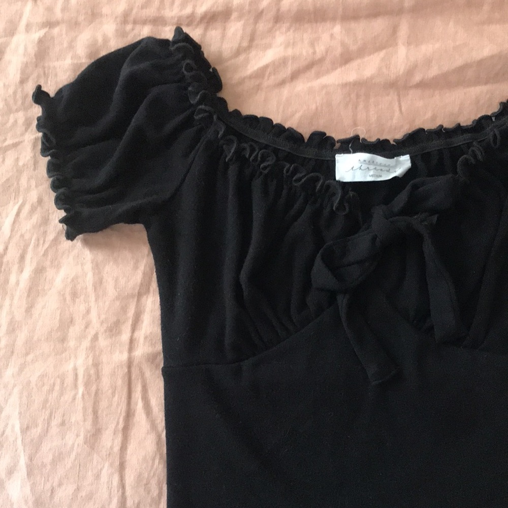 American Threads Off Shoulder Top - Picture 4 of 4